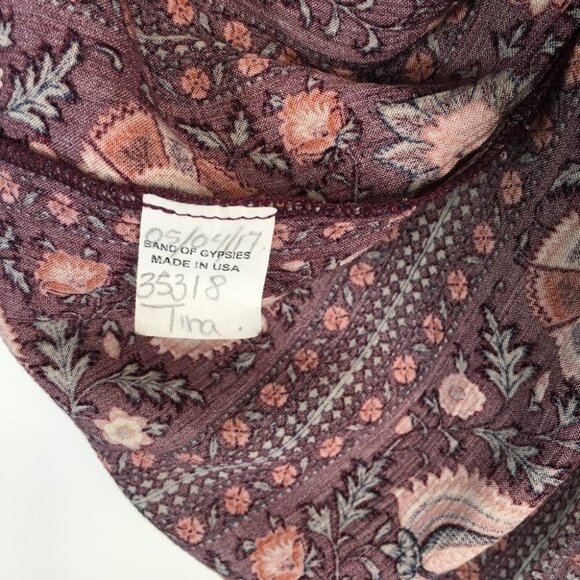 BAND OF GYPSIES Cold Shoulder Floral Dress - Picture 9 of 10